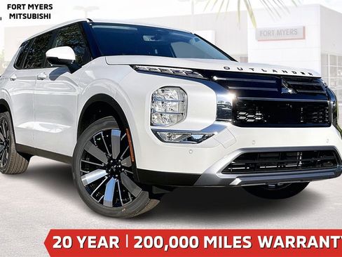 New 2026 Mitsubishi Outlander SE image 1