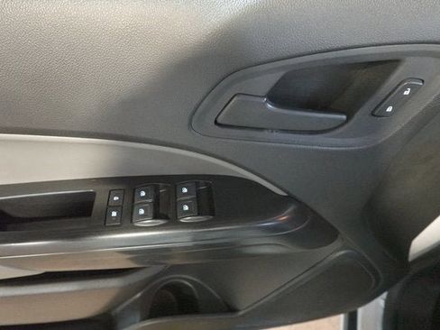 Used 2022 Chevrolet Colorado W/T image 8
