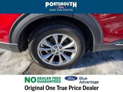 Used 2024 Ford Explorer XLT w/ Equipment Group 202A image 29