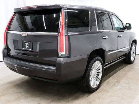 Used 2016 Cadillac Escalade Platinum AWD/4WD image 6