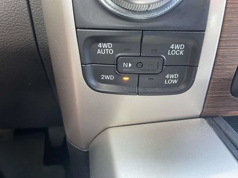 Used 2014 RAM 1500 Laramie w/ Convenience Group AWD/4WD image 33