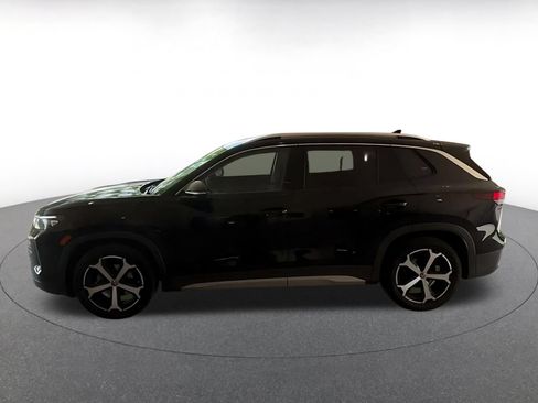 Used 2026 Volkswagen Tiguan SE FWD image 5
