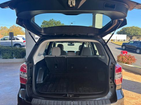 Used 2016 Subaru Forester 2.5i Premium image 23
