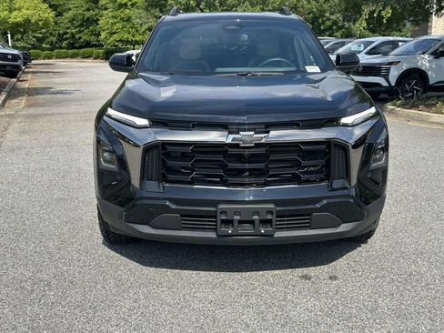 Used 2025 Chevrolet Equinox ACTIV AWD/4WD image 8