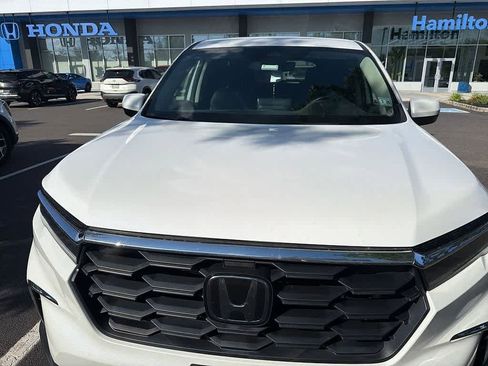 Used 2023 Honda Pilot EX-L image 2