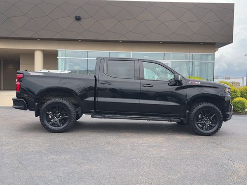 Used 2022 Chevrolet Silverado 1500 LT Trail Boss w/ Safety Package AWD/4WD image 4