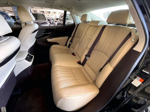 Used 2019 Lexus LS 500 image 19