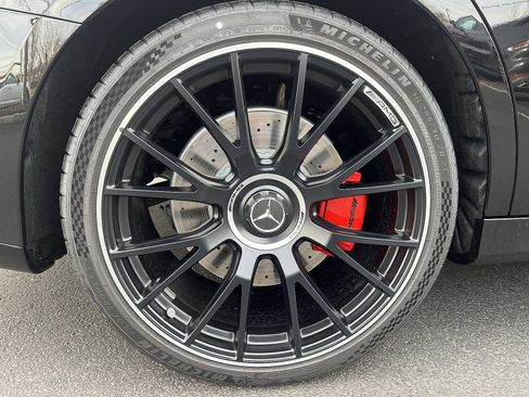 New 2026 Mercedes-Benz E 53 AMG e 4MATIC Sedan image 9