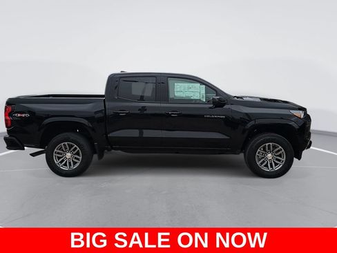 New 2026 Chevrolet Colorado LT w/ Advanced Trailering Package AWD/4WD image 2