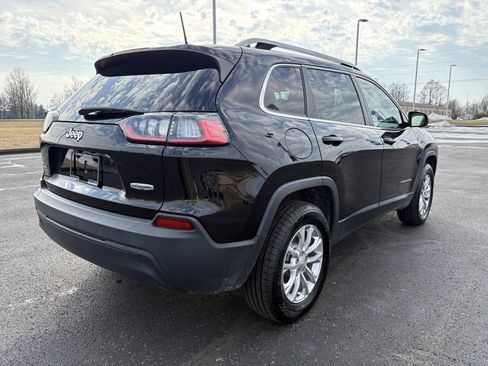 Used 2019 Jeep Cherokee Latitude w/ Cold Weather Group image 12
