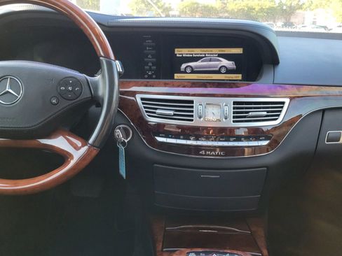 Used 2012 Mercedes-Benz S 550 4MATIC w/ Premium 2 Pkg image 14