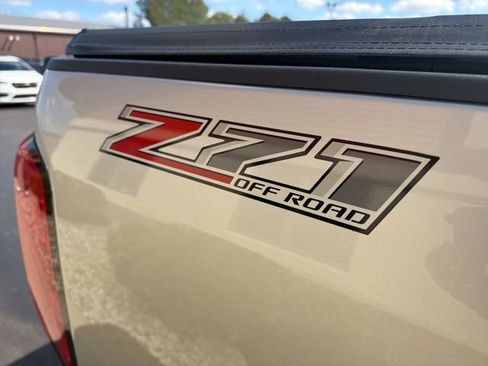 Used 2019 Chevrolet Colorado Z71 AWD/4WD image 17
