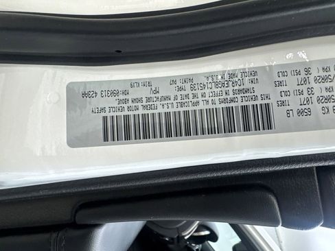 Used 2020 Jeep Grand Cherokee Altitude RWD image 89