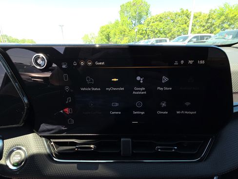 New 2026 Chevrolet Equinox RS w/ Convenience Package III FWD image 21