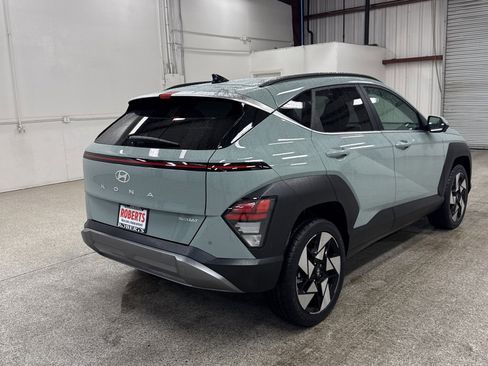 Used 2024 Hyundai Kona Limited image 18