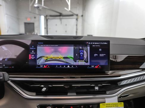 New 2026 BMW X5 M60i image 18