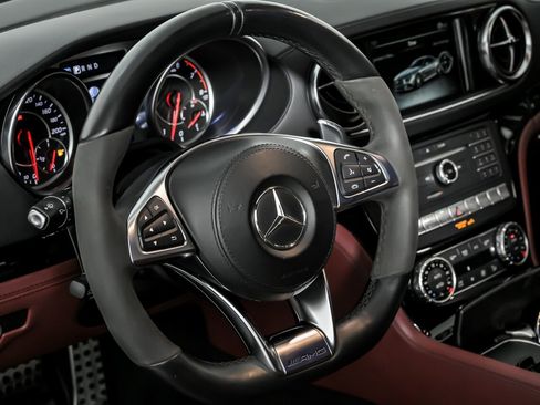 Used 2018 Mercedes-Benz SL 63 AMG image 29