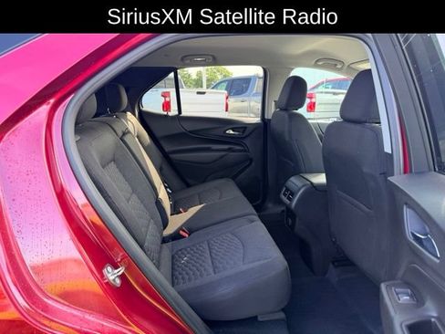 Used 2018 Chevrolet Equinox LT FWD image 10