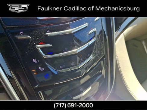 Used 2018 Cadillac Escalade Luxury image 16