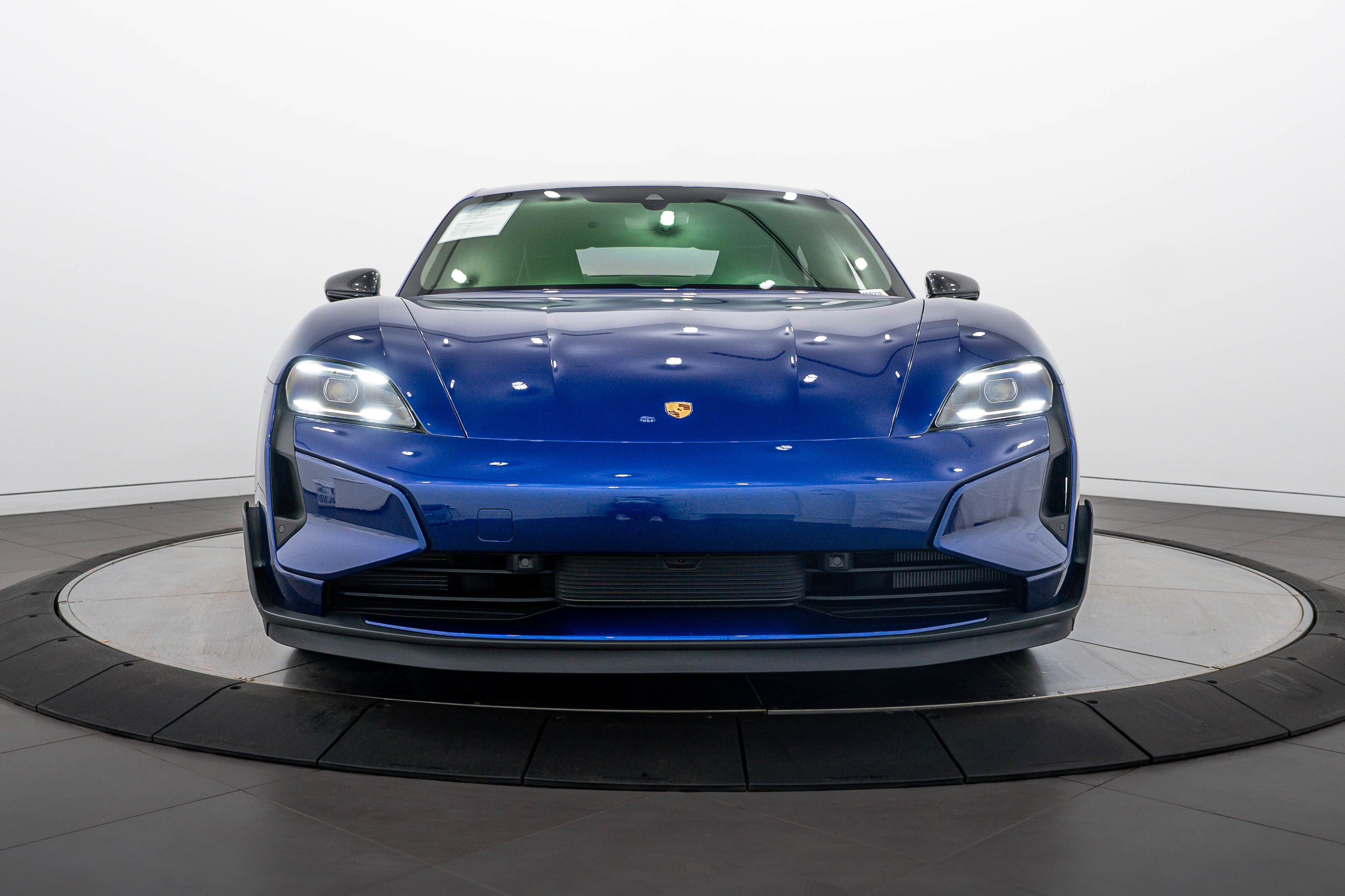 Certified 2025 Porsche Taycan Turbo GT AWD/4WD image 10