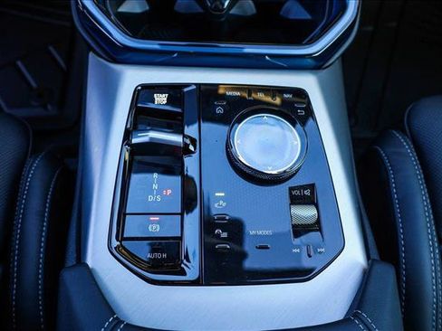 New 2026 BMW X3 xDrive30 w/ Premium Package image 18