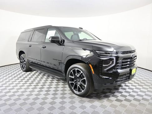 New 2026 Chevrolet Suburban RST w/ Comfort Package AWD/4WD image 9
