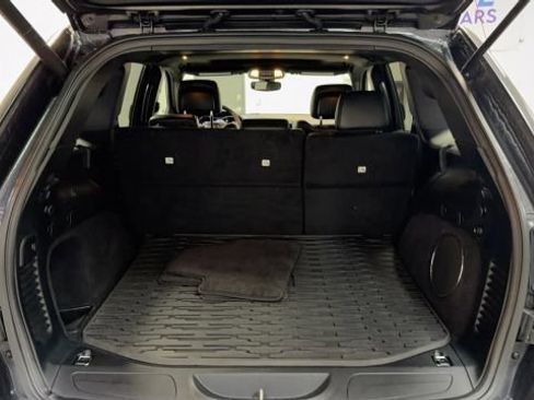 Used 2017 Jeep Grand Cherokee Altitude image 16