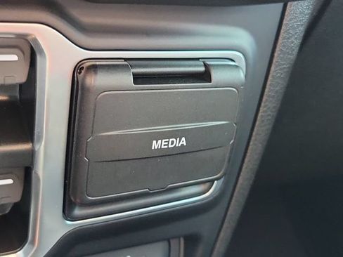 Used 2024 Jeep Gladiator Sport w/ Premium Package AWD/4WD image 26