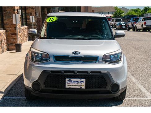 Used 2015 Kia Soul + FWD image 8