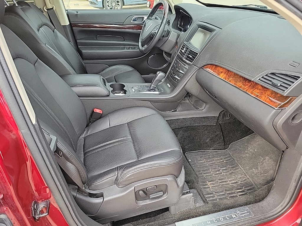 Used 2015 Lincoln MKT AWD w/ Equipment Group 201A image 12
