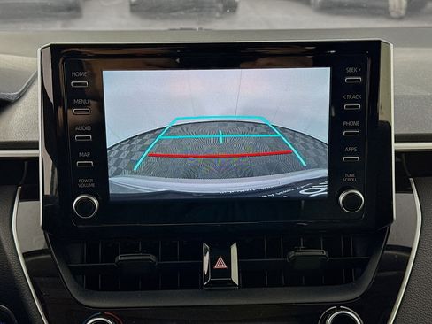 Used 2020 Toyota Corolla LE w/ LE Premium Package image 22