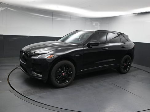Used 2022 Jaguar F-PACE S image 4