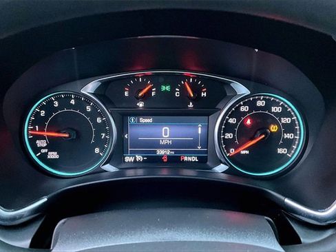 Used 2024 Chevrolet Equinox LS w/ LS Convenience Package image 13