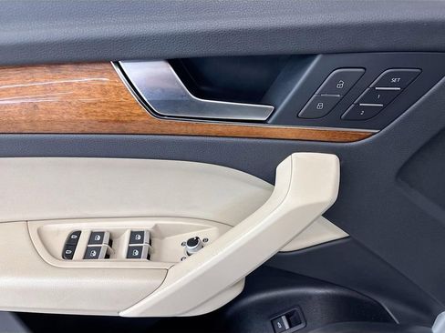 Certified 2023 Audi Q5 2.0T Premium w/ Convenience Package image 22