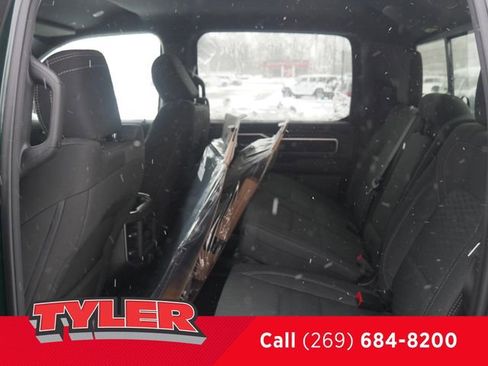 New 2026 RAM 1500 4x4 Crew Cab image 41