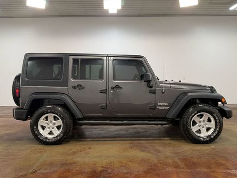 Used 2016 Jeep Wrangler Unlimited Sport w/ Quick Order Package 24S image 23