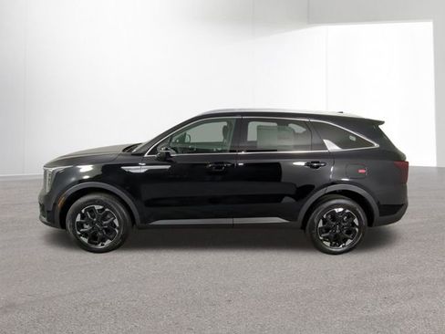 New 2026 Kia Sorento S image 14