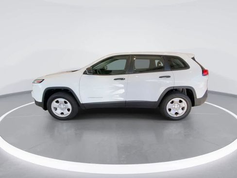 Used 2017 Jeep Cherokee Sport w/ Trailer Tow Group AWD/4WD image 5