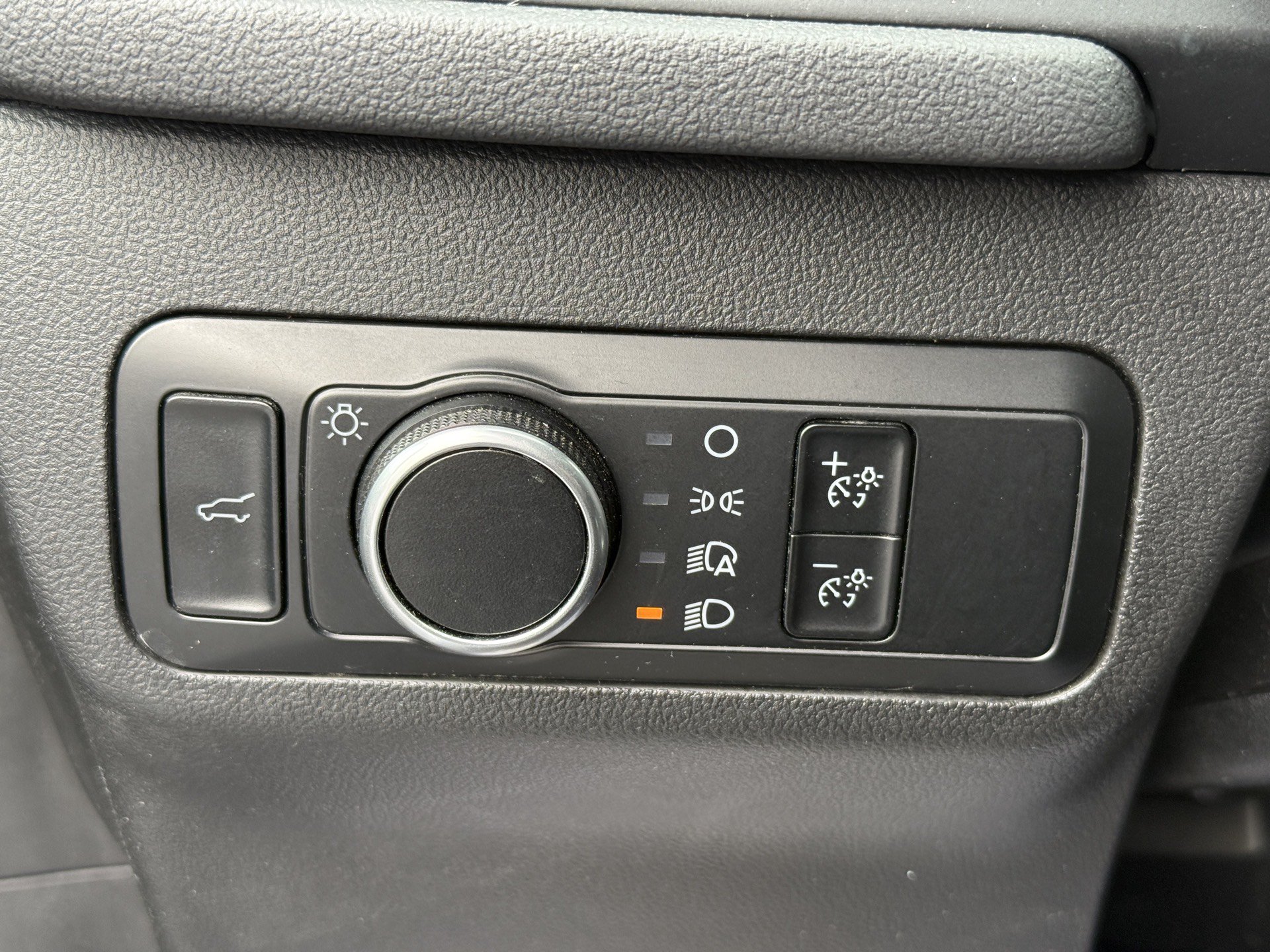 Used 2023 Ford Escape ST-Line w/ Tech Pack #1 FWD image 37