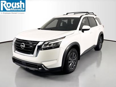 Used 2022 Nissan Pathfinder SV