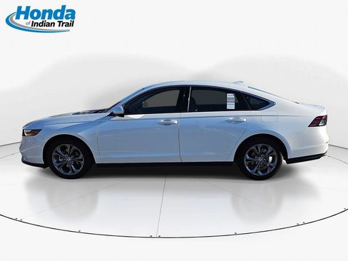 Certified 2024 Honda Accord EX image 9