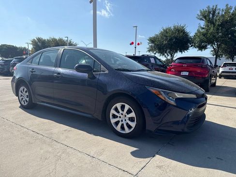 Used 2024 Toyota Corolla LE FWD image 18