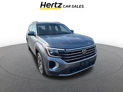 Used 2024 Volkswagen Atlas SE image 1