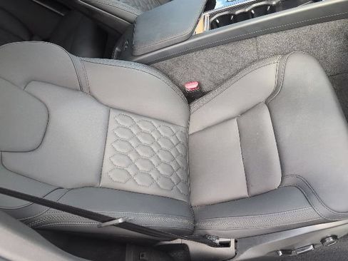 Used 2026 Volvo XC60 B5 Plus AWD/4WD image 12