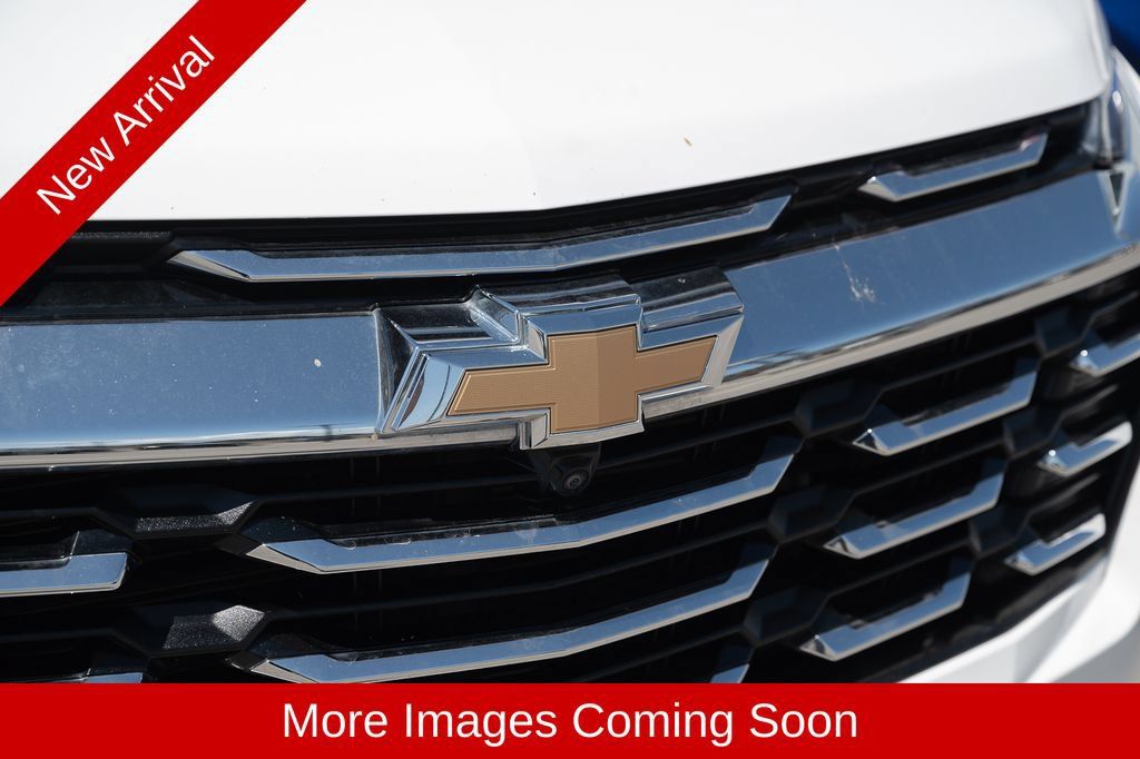 Used 2025 Chevrolet Equinox LT w/ Convenience Package II FWD image 7
