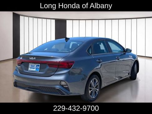 Used 2024 Kia Forte LXS FWD image 6