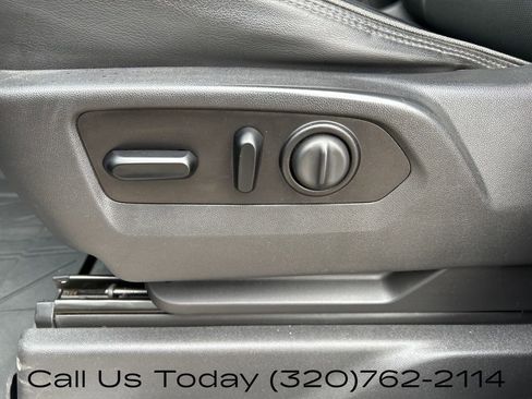 Certified 2021 Chevrolet Silverado 1500 High Country w/ Technology Package image 19