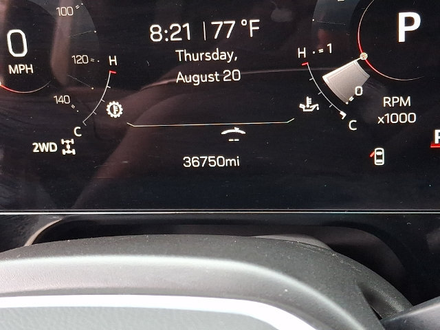 Certified 2025 GMC Yukon XL Denali AWD/4WD image 21