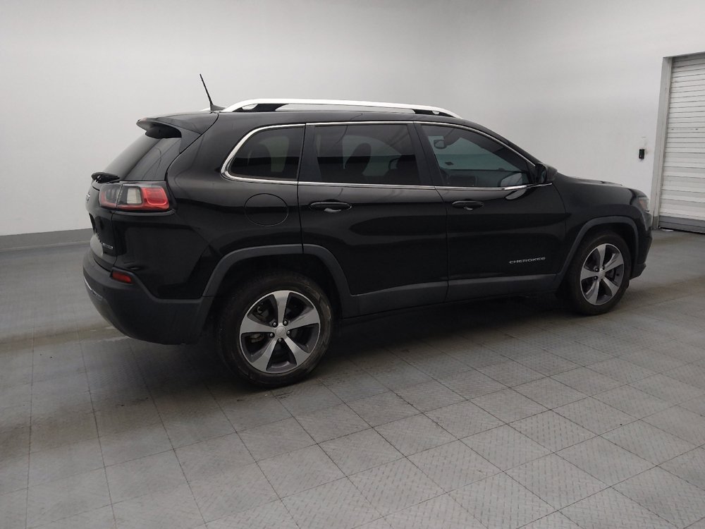 Used 2019 Jeep Cherokee Limited FWD image 10