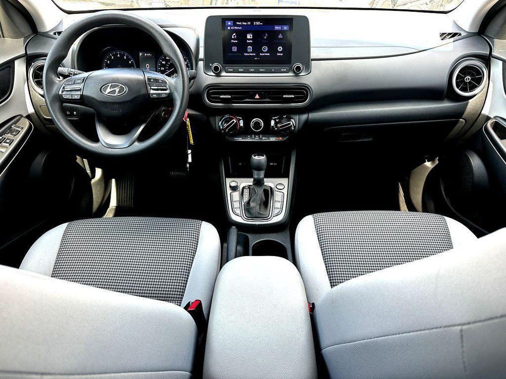 Used 2022 Hyundai Kona SE FWD image 28